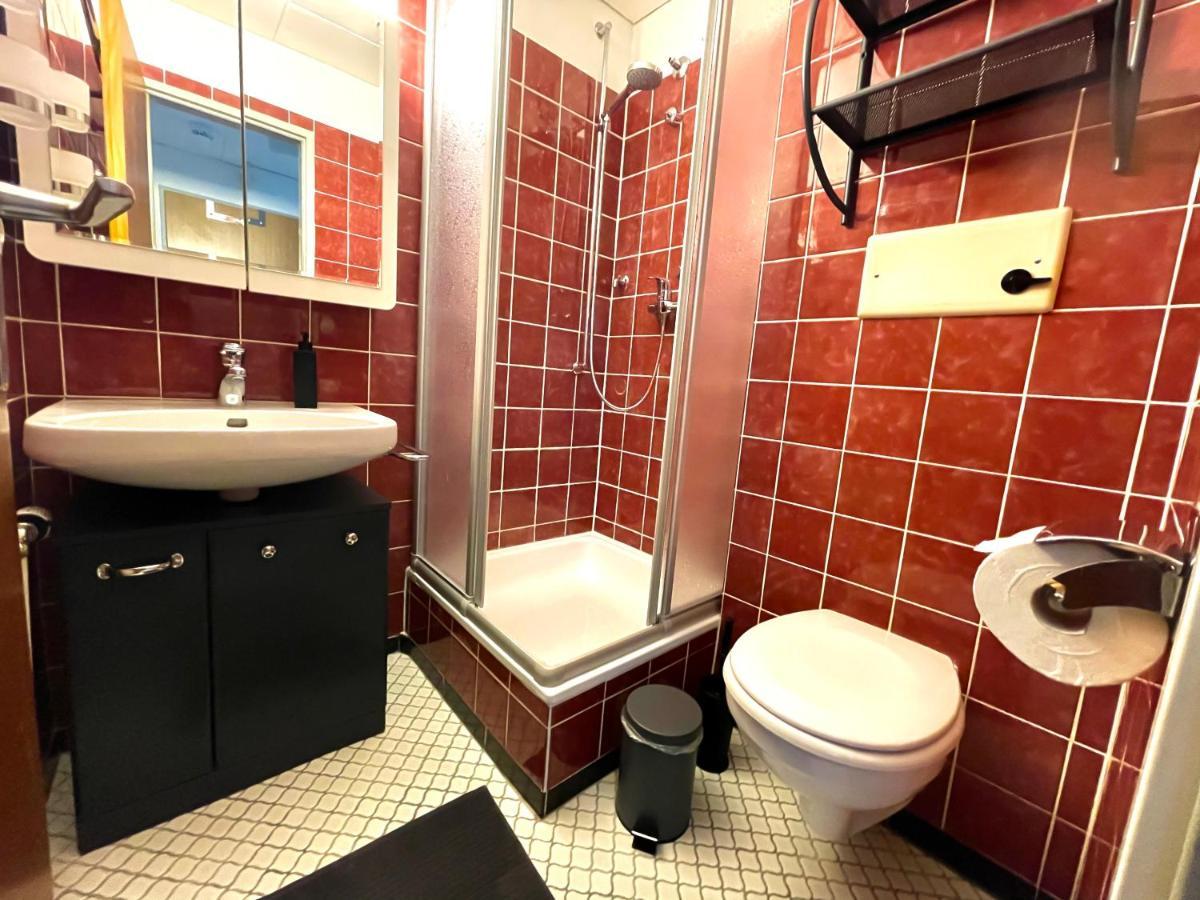 Gemuetliche Ferienwohnung Mit Kostenfreiem Pool Höchenschwand Esterno foto