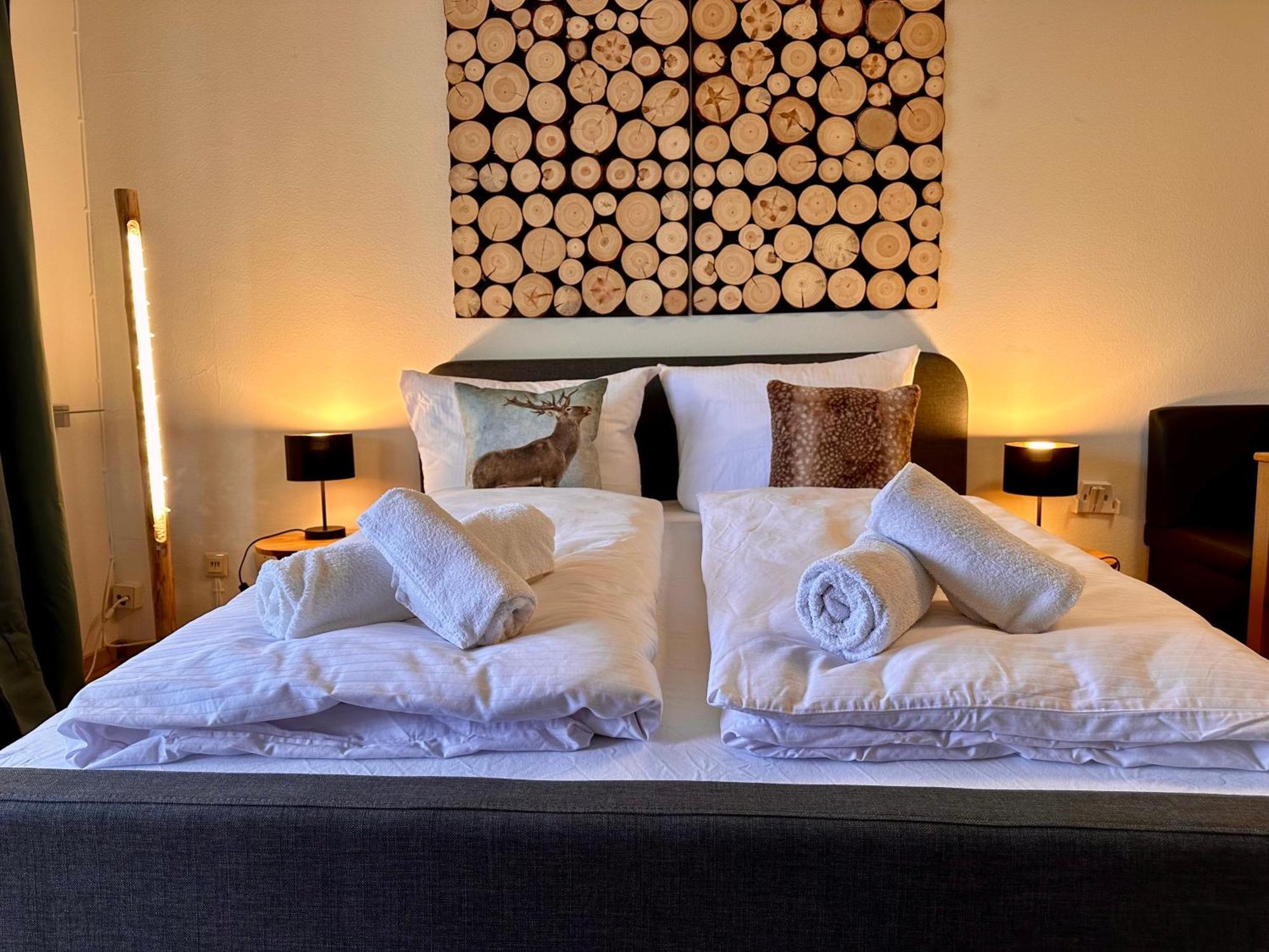 Gemuetliche Ferienwohnung Mit Kostenfreiem Pool Höchenschwand Esterno foto