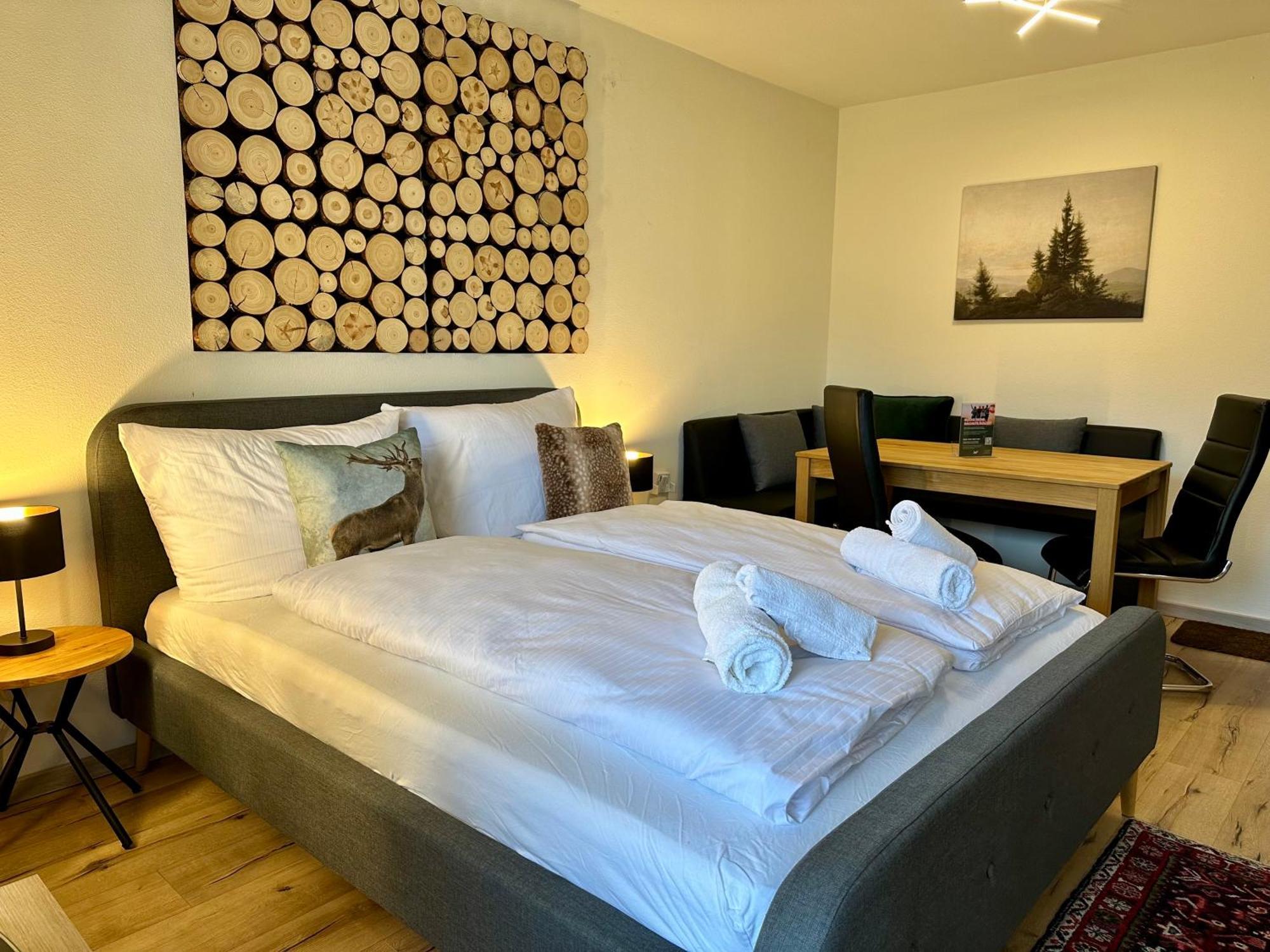 Gemuetliche Ferienwohnung Mit Kostenfreiem Pool Höchenschwand Esterno foto