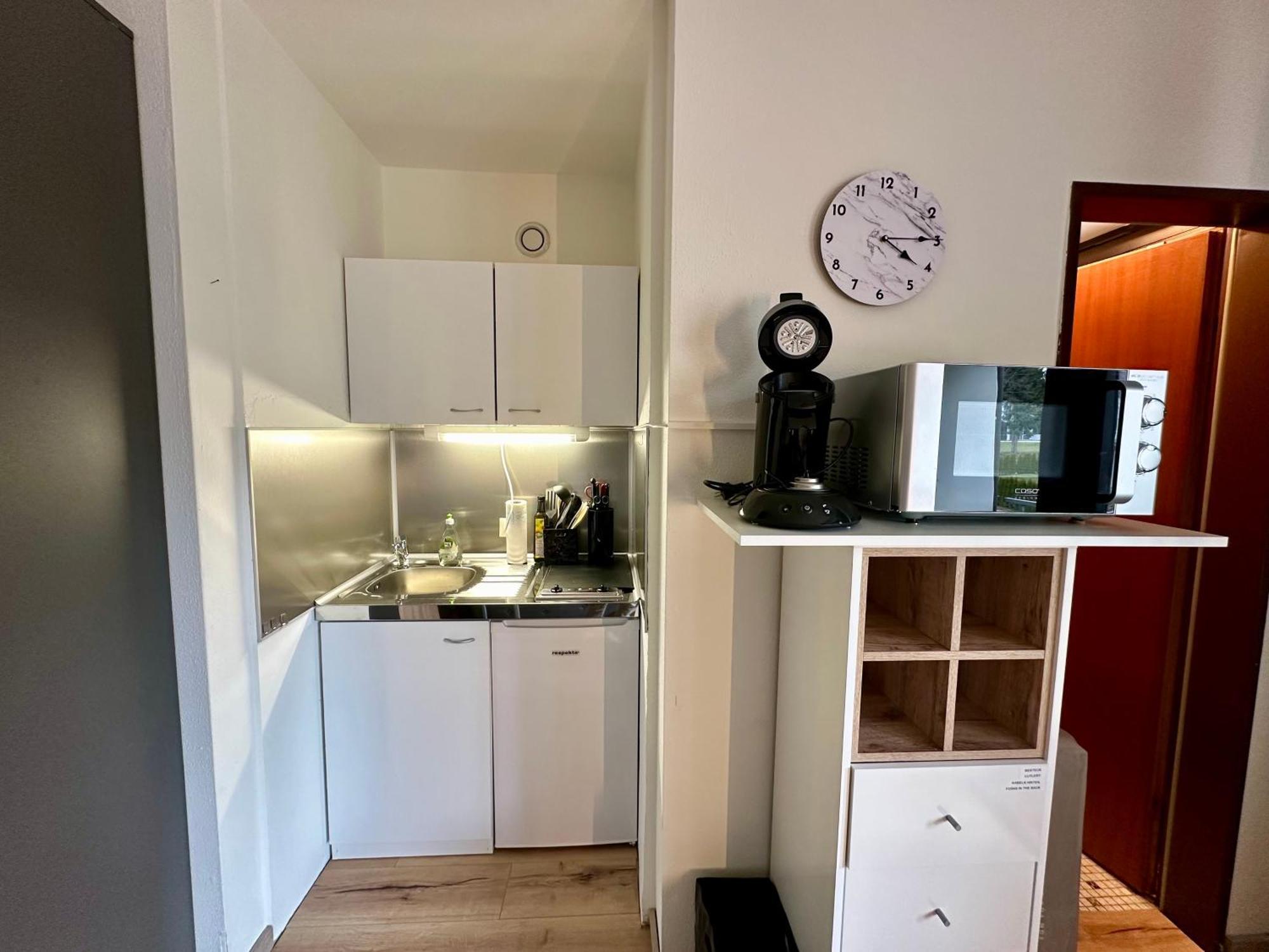 Gemuetliche Ferienwohnung Mit Kostenfreiem Pool Höchenschwand Esterno foto